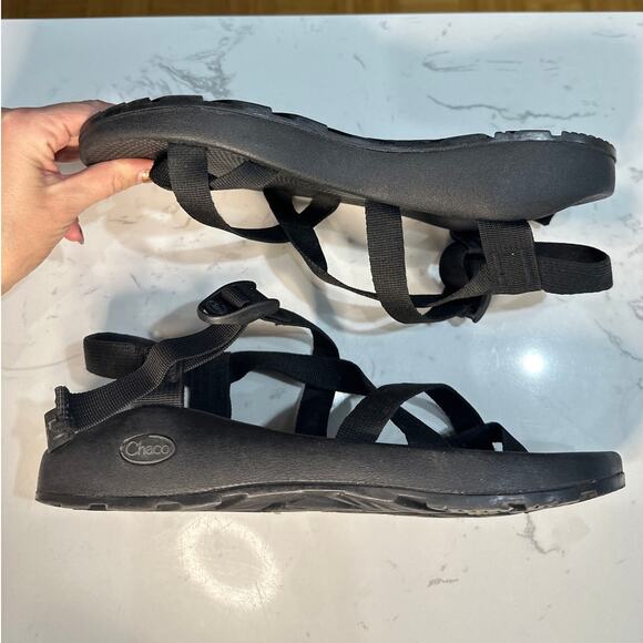 Chaco Men's Z/1 Black Adjustable Strap Classic Sandal, NWOT, Size 11 - Picture 2 of 6